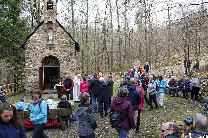 Gang zur Waldkapelle 2023 (c) Paul-Joachim Schmülling
