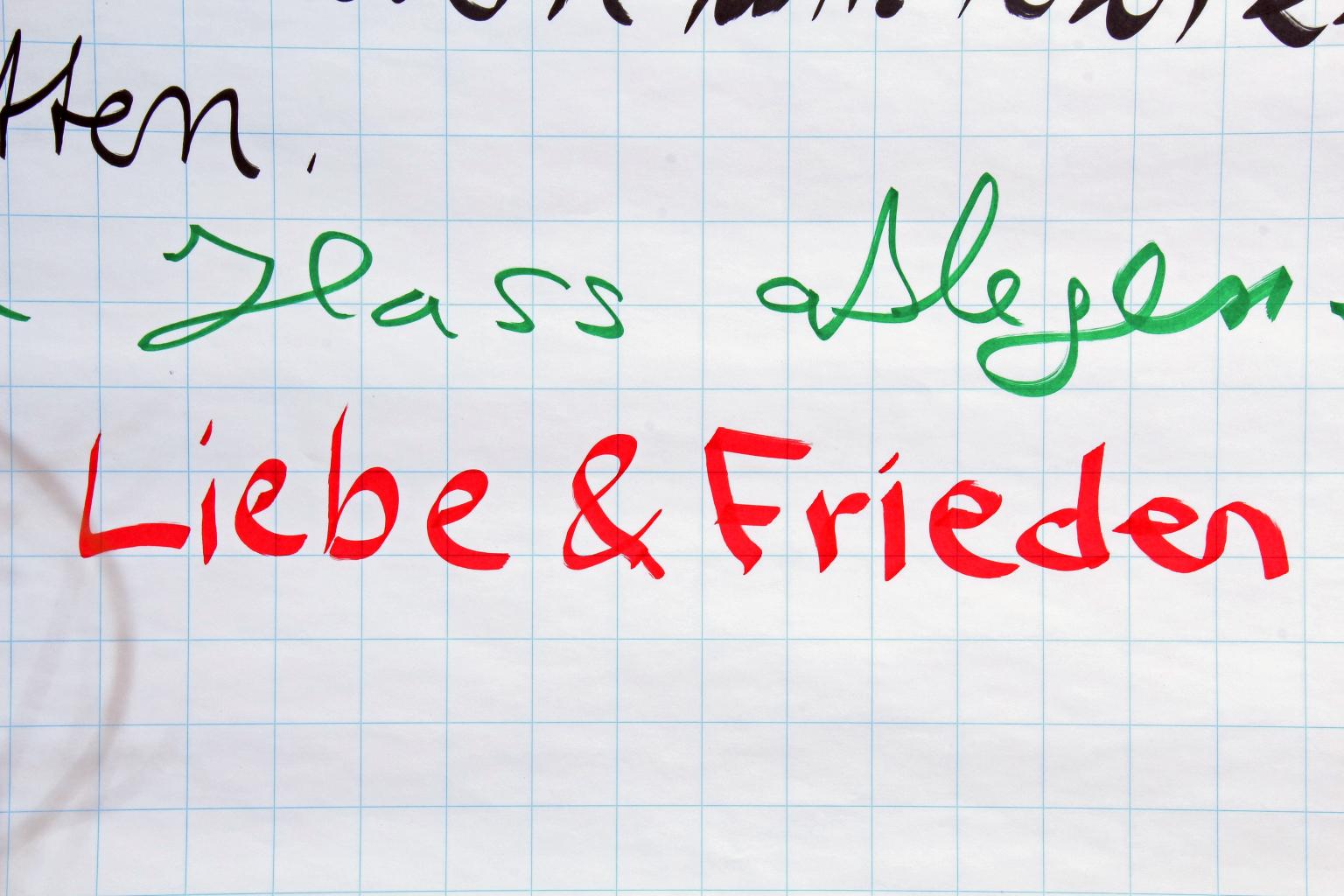 Frieden (c) peter_weidemann_pfarrbriefservice