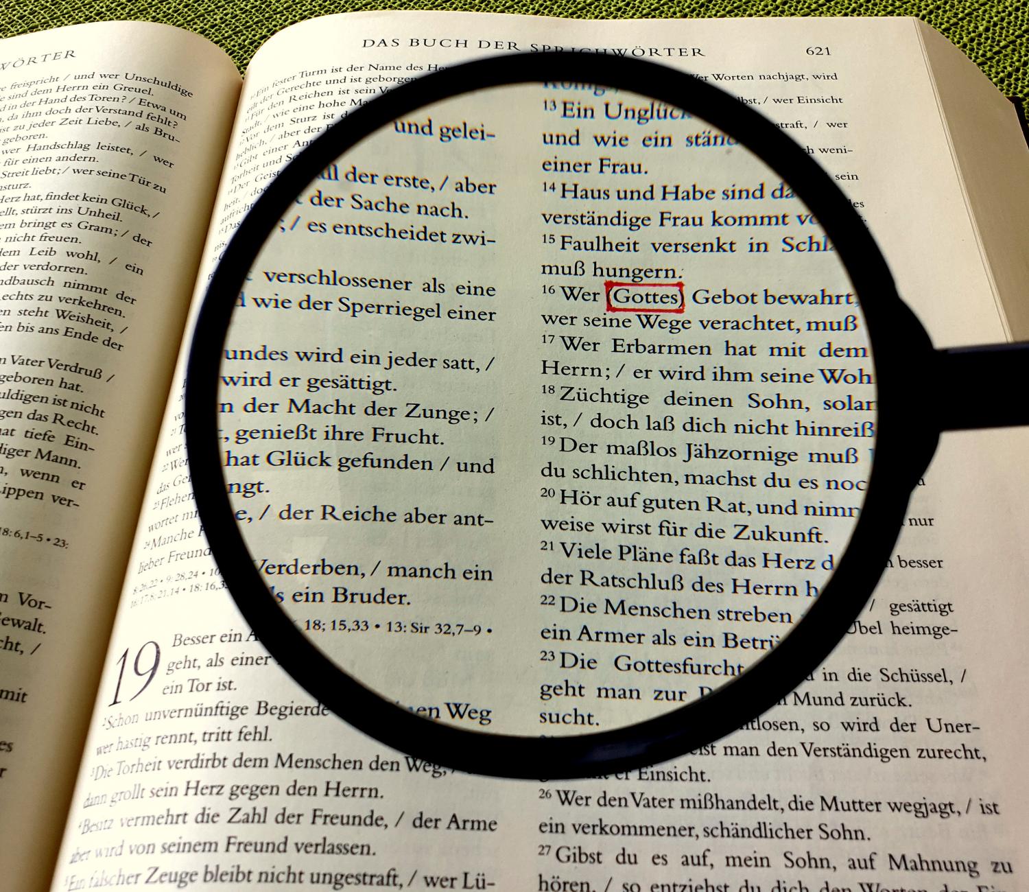Bibel (c) Stanislaus_Klemm_pfarrbriefservice