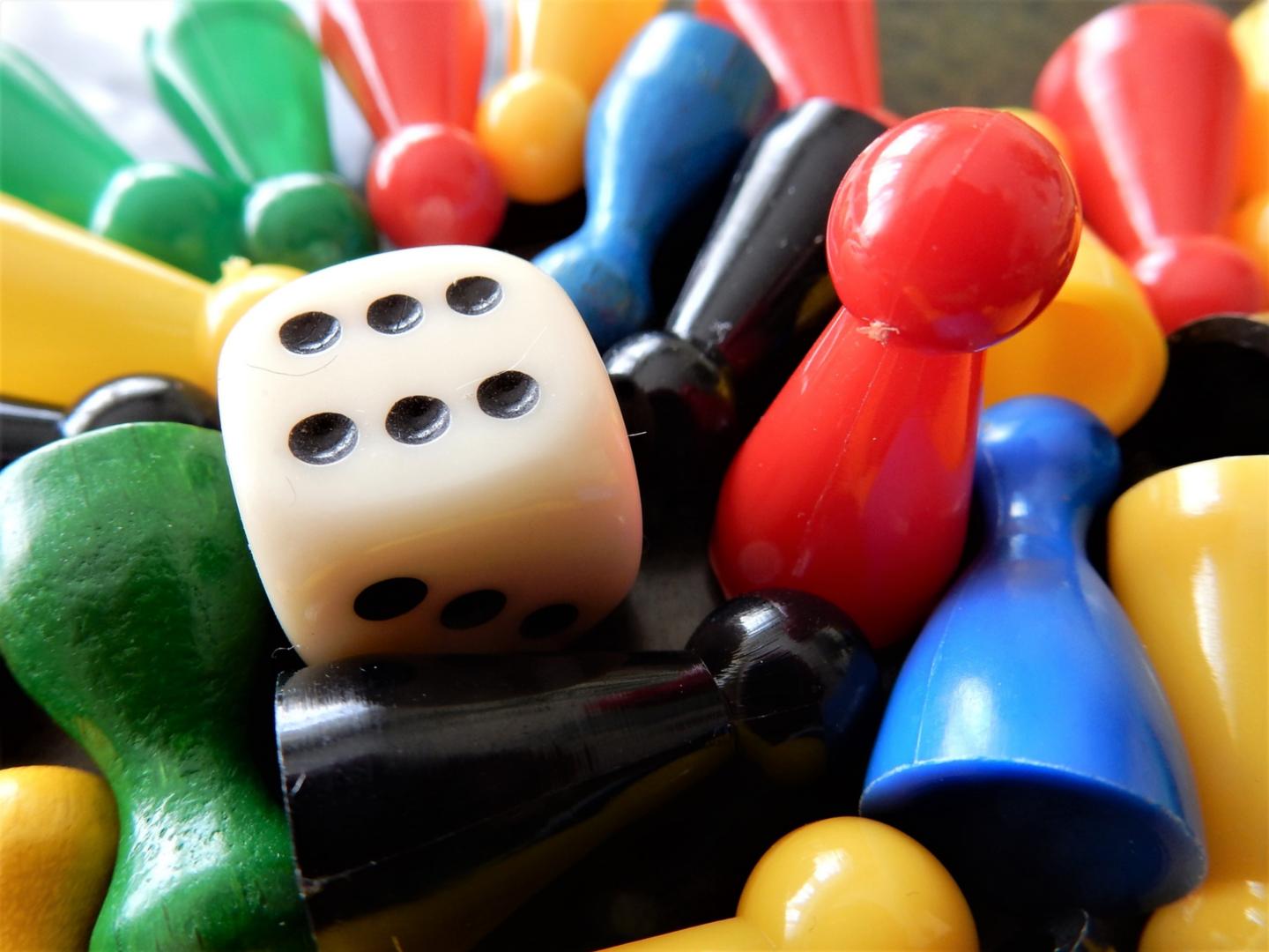 Spiele (c) friedbert_simon_pfarrbriefservice
